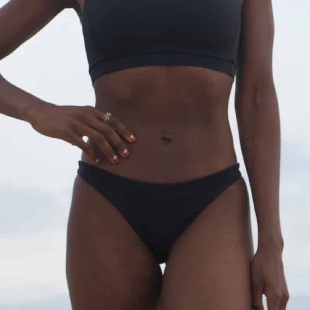 Top Shop MEDIUM COVERAGE BOTTOM